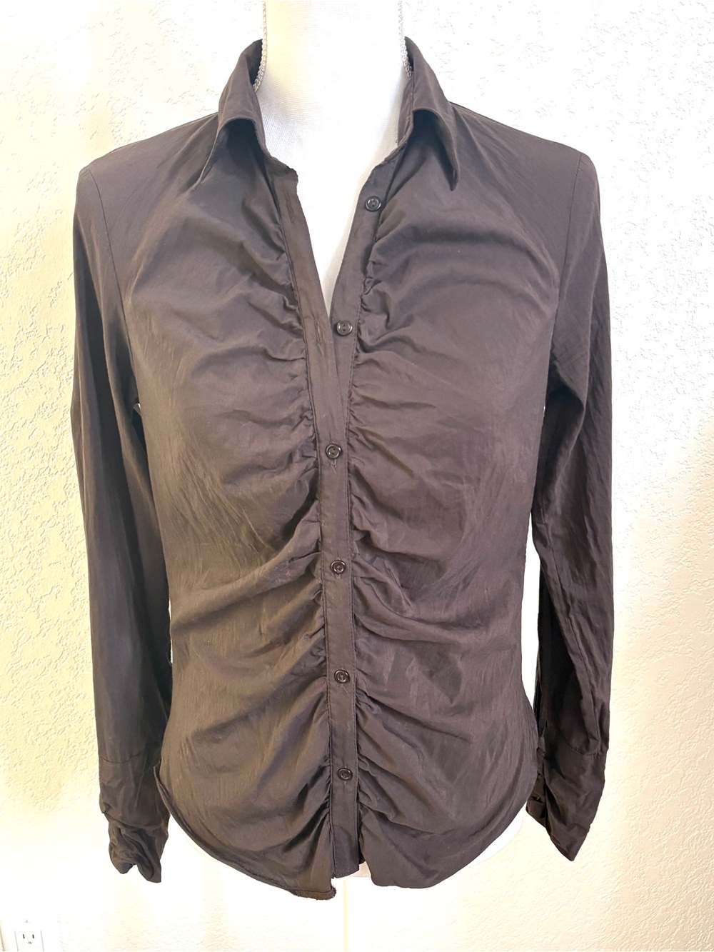H&M Brown long sleeve button down shirt with ruched front Size 6